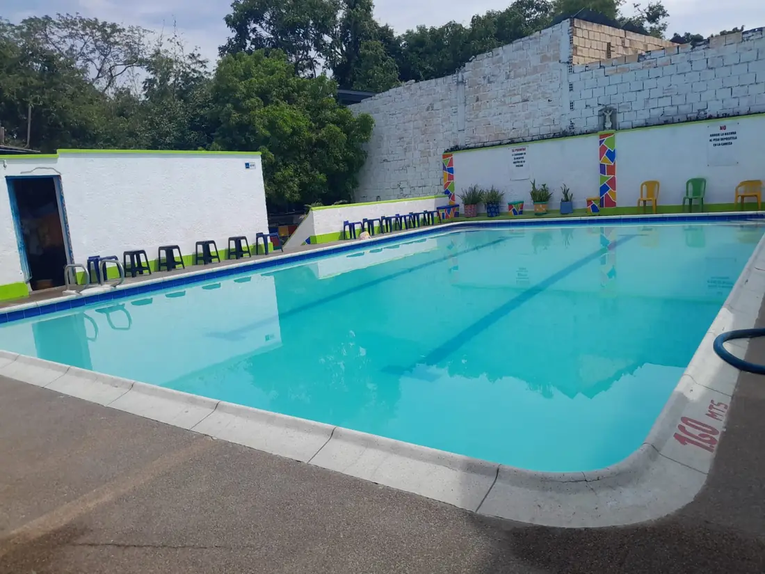 Piscina El Kiosko, foto 3 de 3