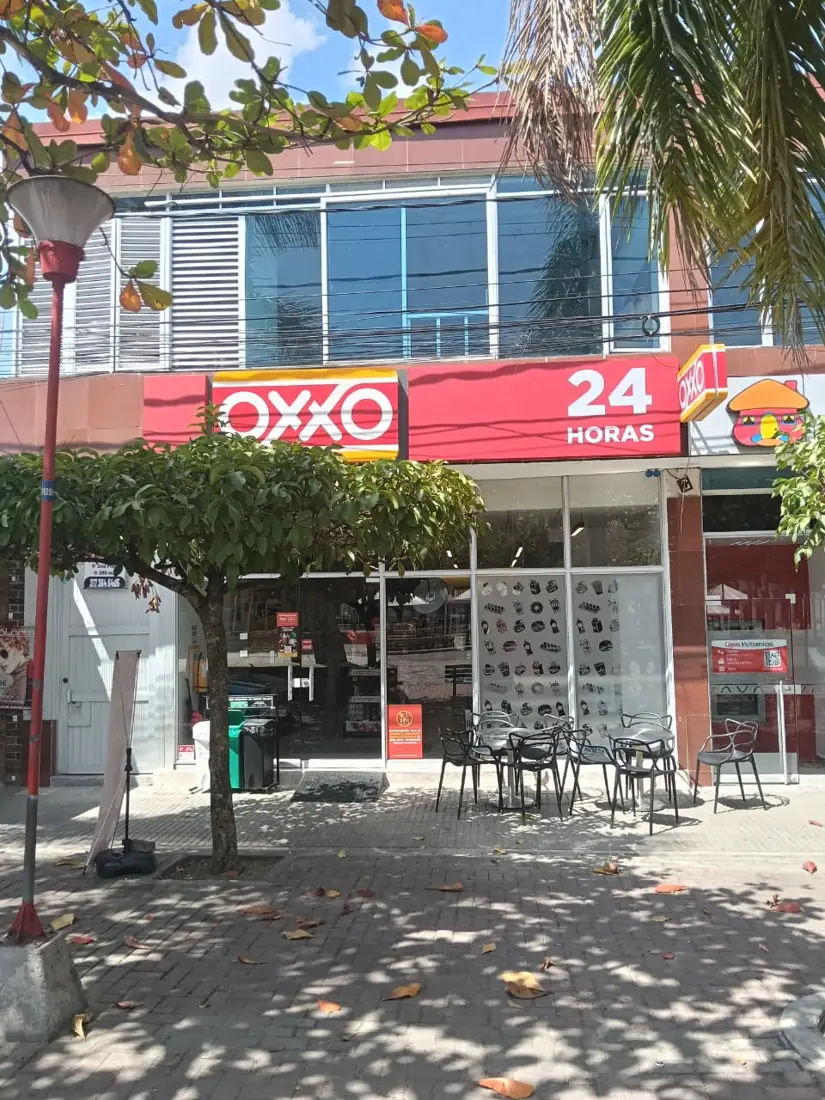 Supermercado Oxxo (Centro), foto 1 de 2