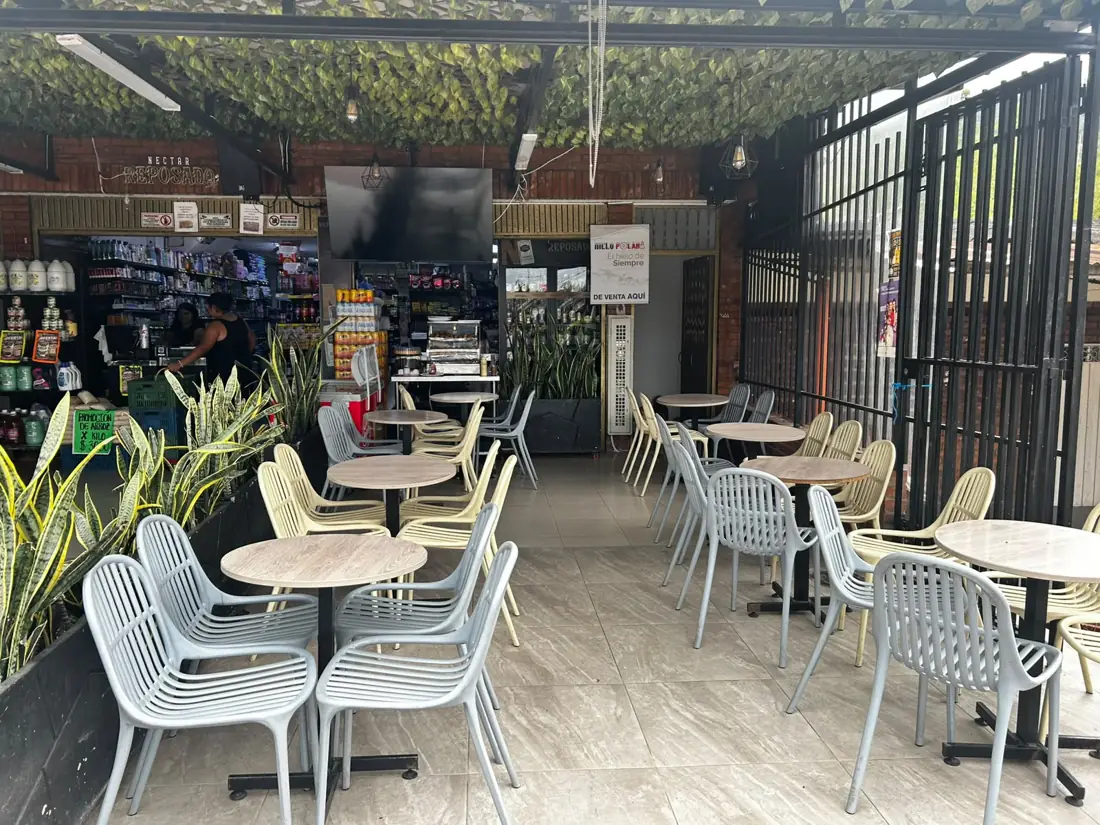 Supermercado y Variedades La Esperanza, foto 4 de 5