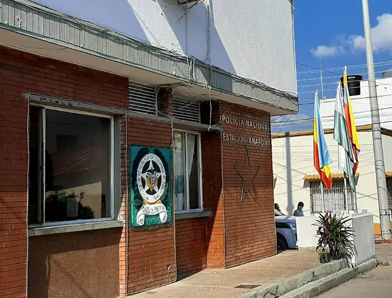 Estación de Policía Anapoima, foto 1 de 2