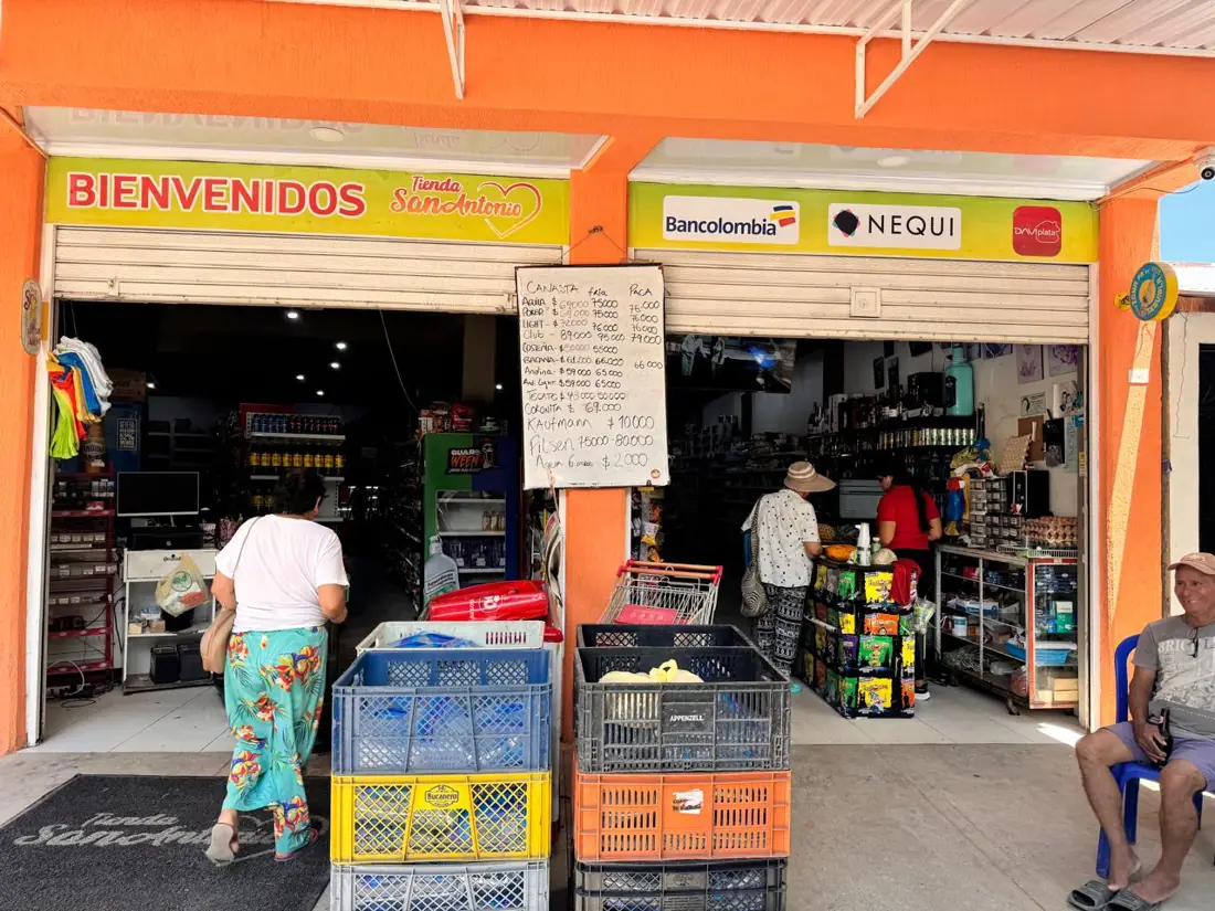Tienda San Antonio, foto 1 de 3