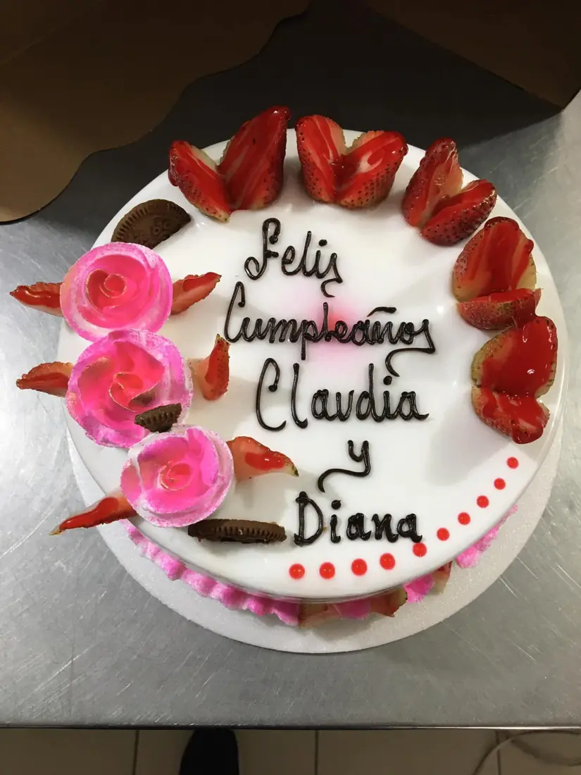 Pastelería Mil Ricuras, foto 5 de 10